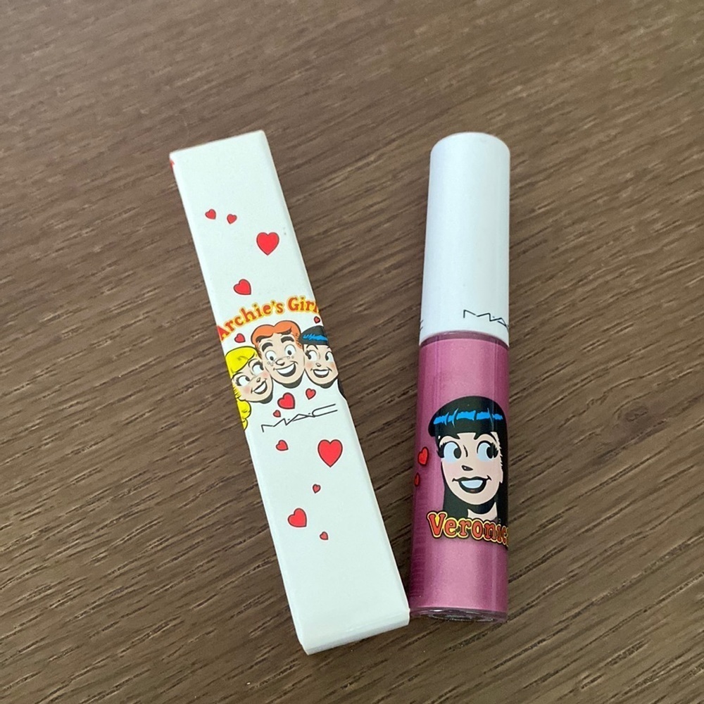 MAC Cosmetics Lipglass Lip Gloss ‘Mall Madness’